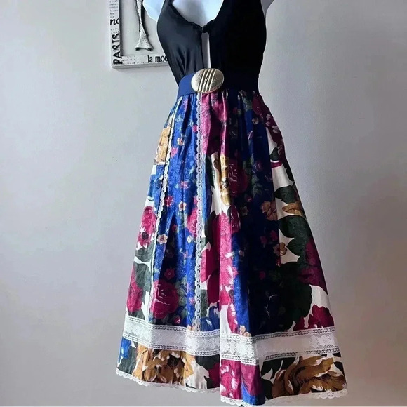 1950s Vintage Floral Print Cotton Full Midi Skirt - Picture 4 of 14
